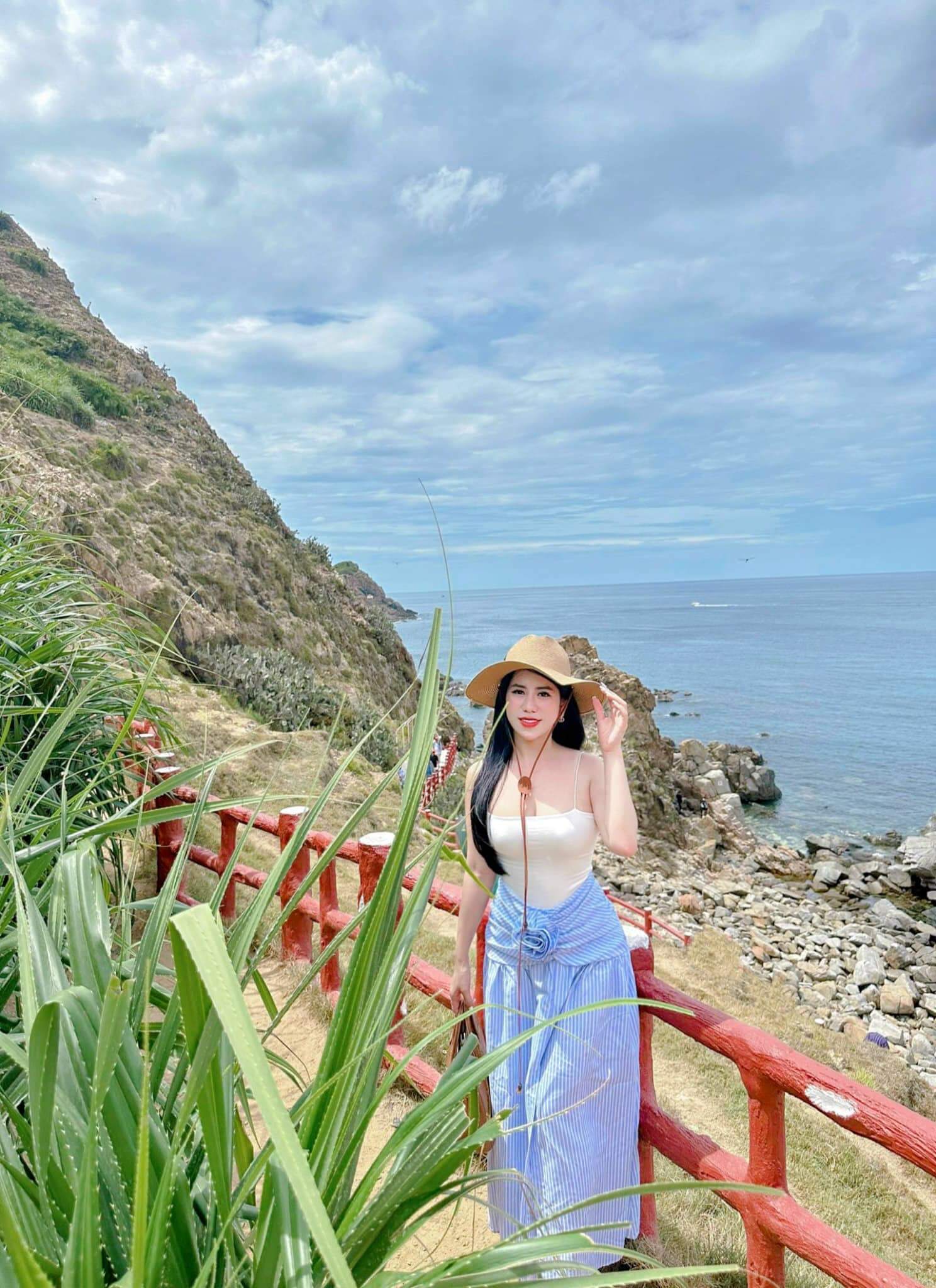 Trải nghiệm du lịch tại Eo Gió