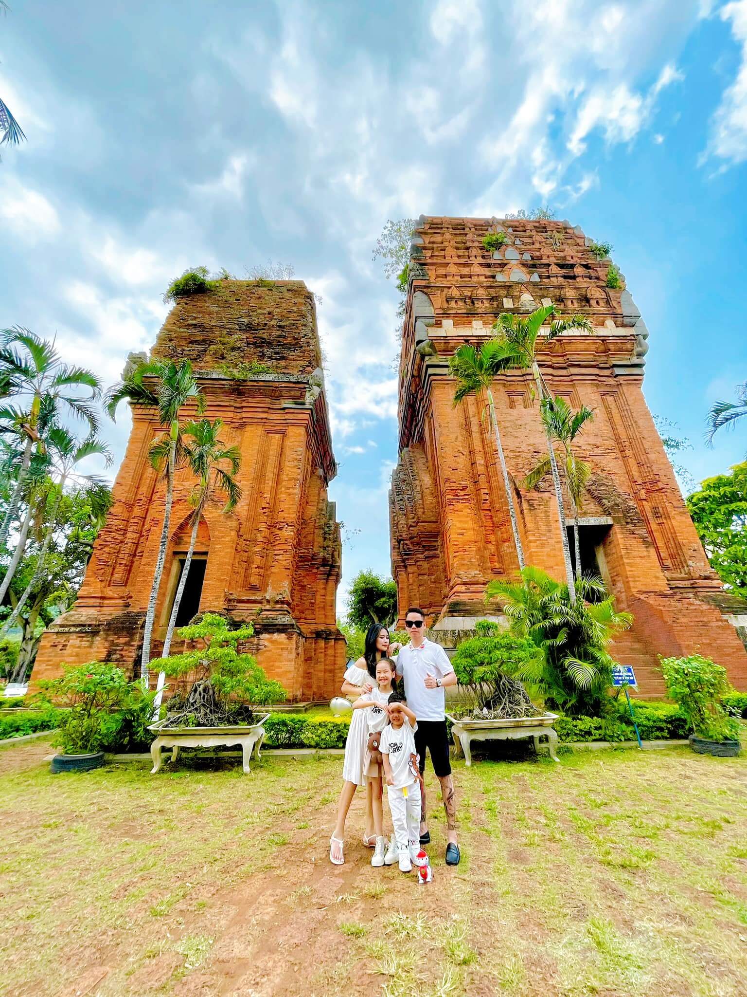 Hình ảnh Tháp Đôi tại Quy Nhơn