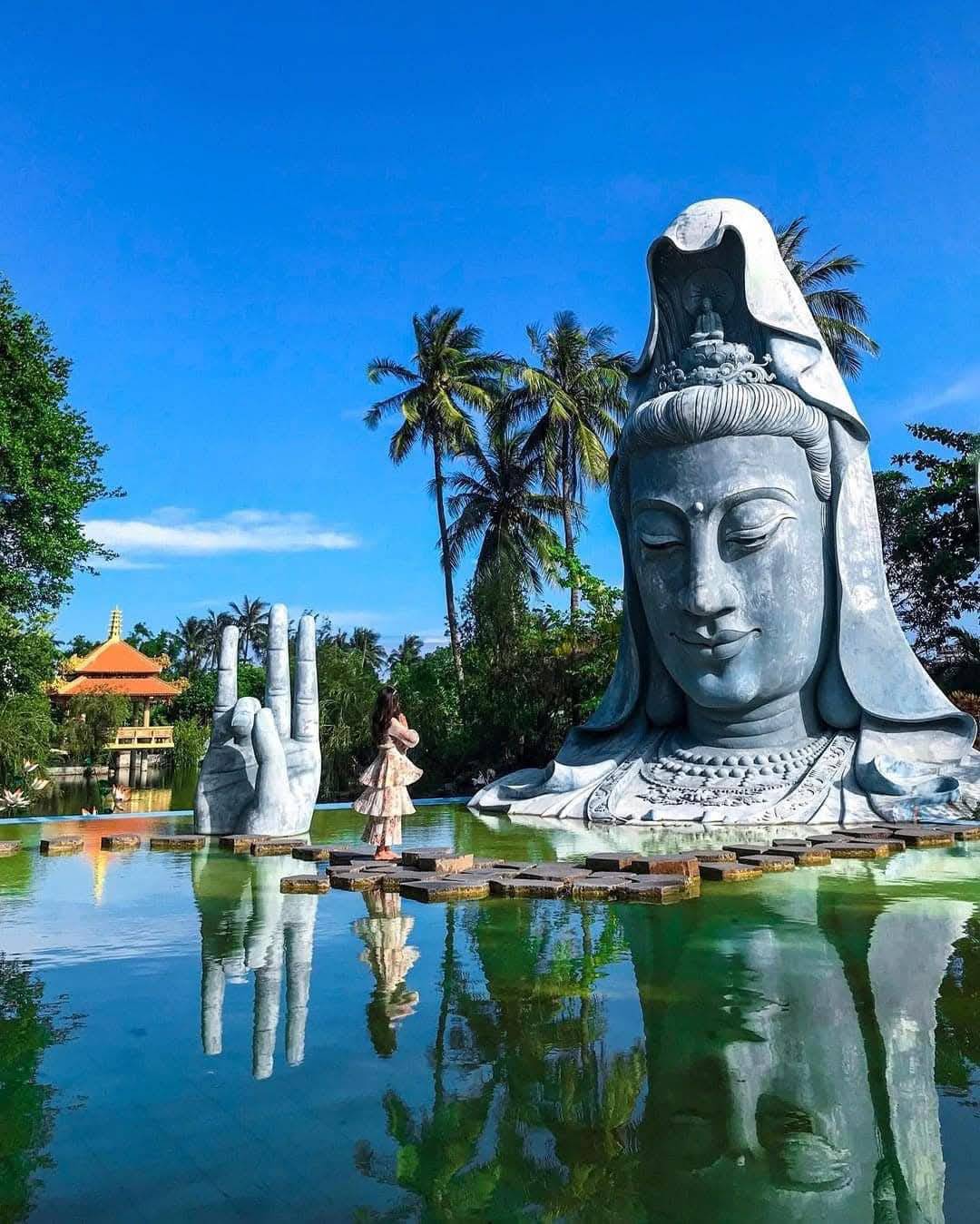 Không gian tại ngôi chùa Thanh Lương